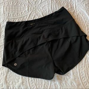 Lululemon Speed Up Track Shorts - Black High Rise